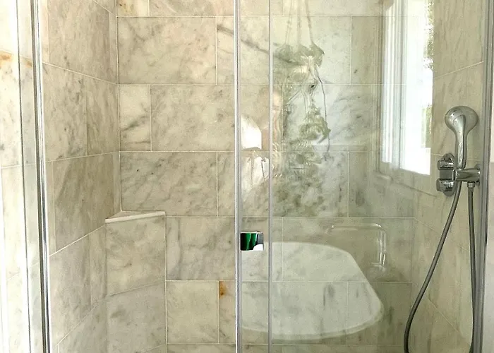 Pgh N2 - Avec Piscine A 50m De La